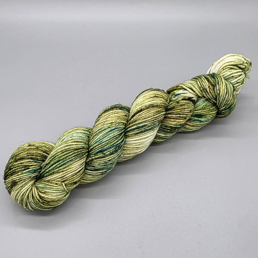 Old-Green-Grasshopper - Merino Nylon DK