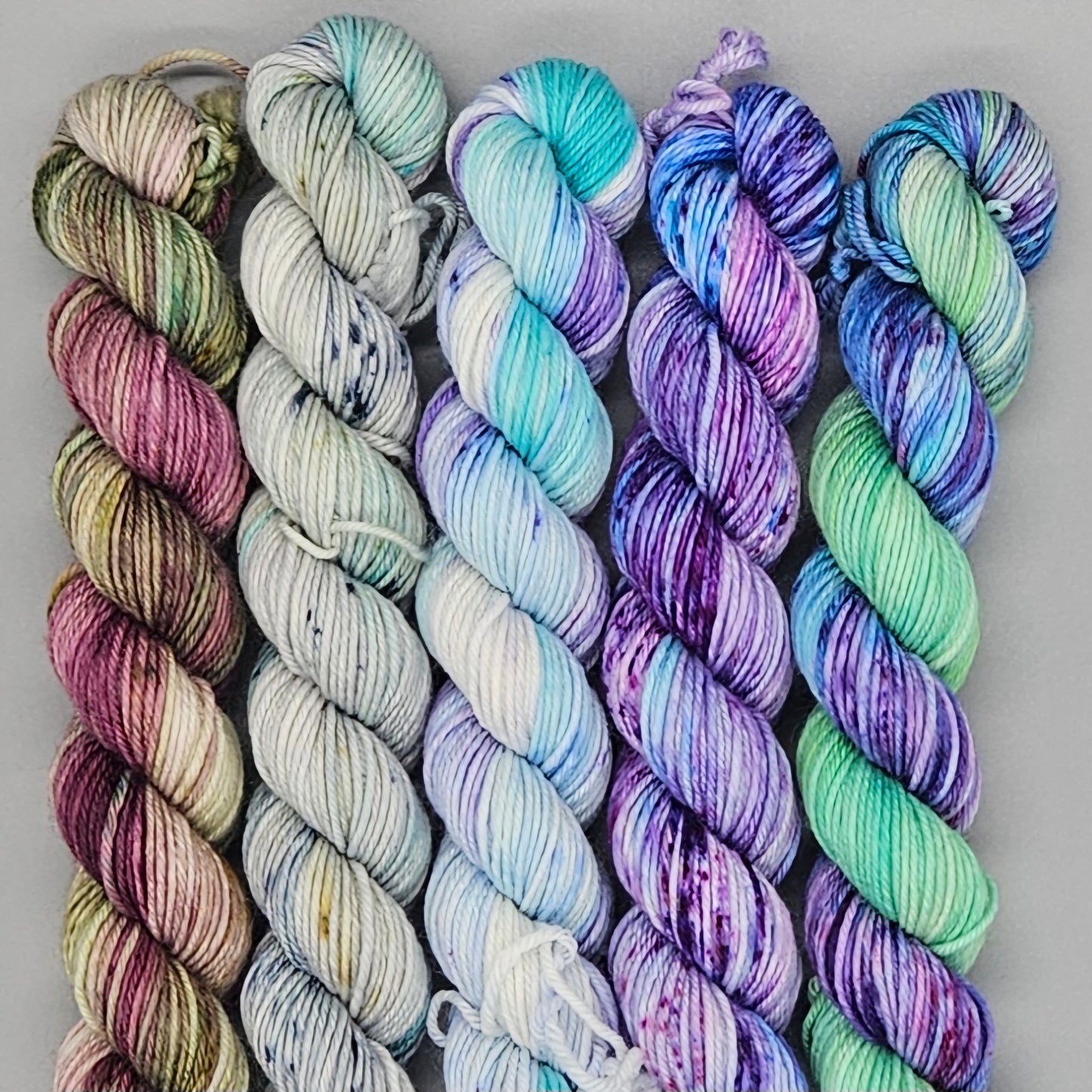 Hitchhiker's Guide To The Galaxy Minis