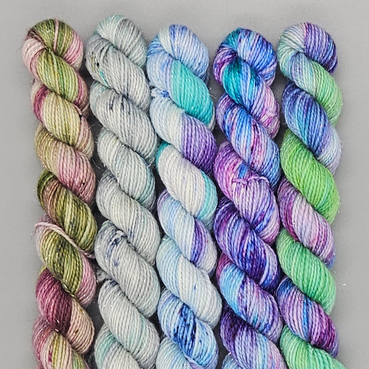 Hitchhiker's Guide To The Galaxy Minis