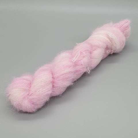 Charming - Suri Lace Fluff