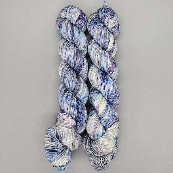 Agatha, This Is Magnus - 120g Sock Set
