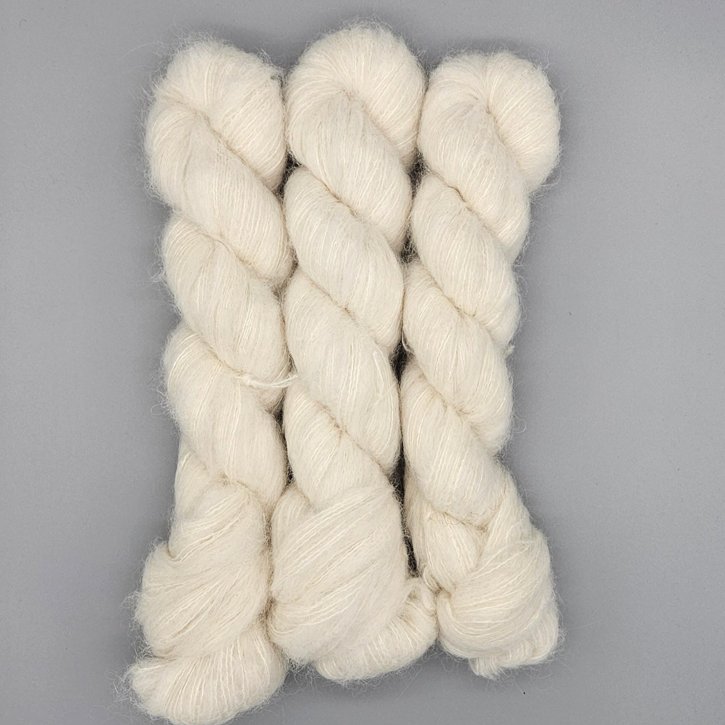 Undyed - Suri Silk Fluff