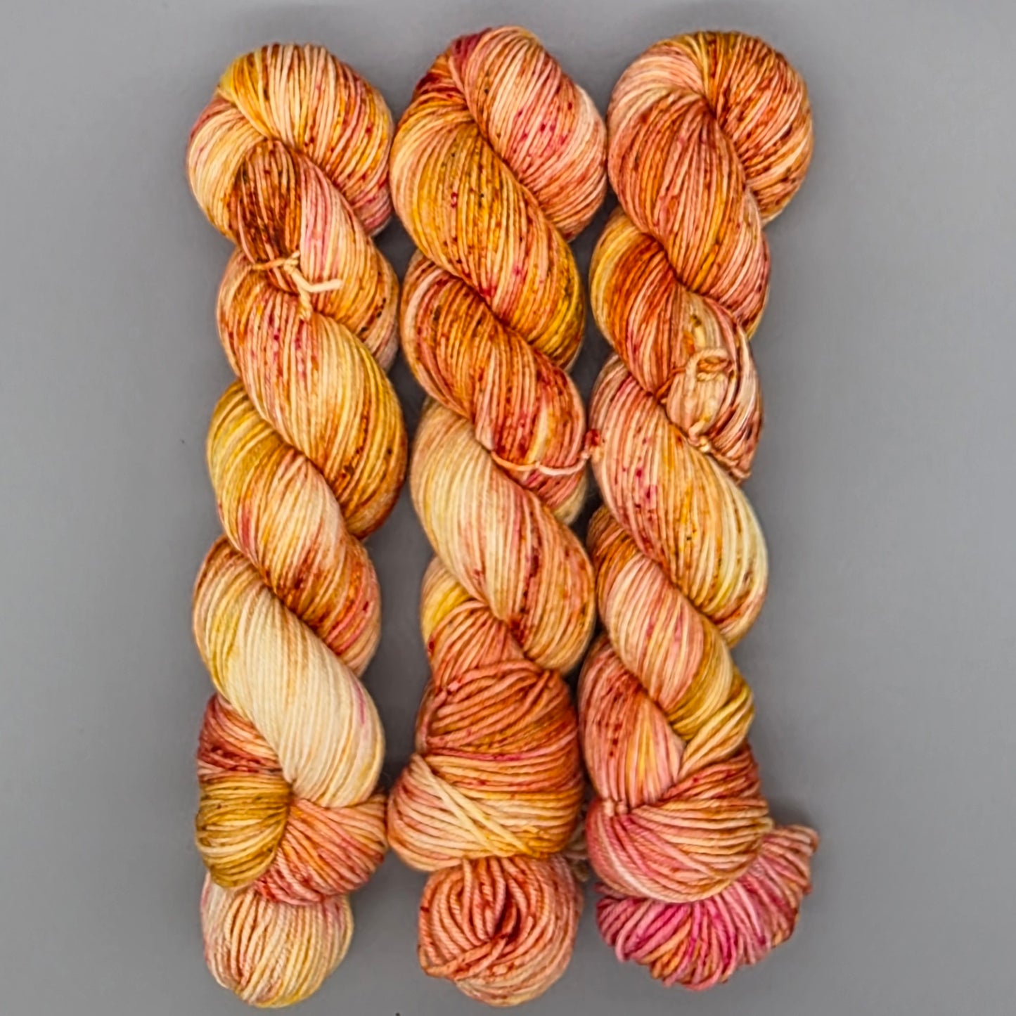 The Giant Peach - Merino Nylon DK