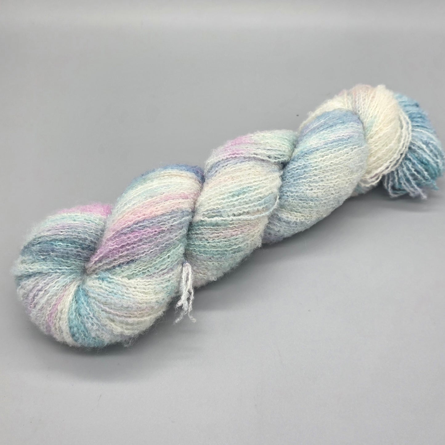 The Fisherman's Gift- Boucle 4ply