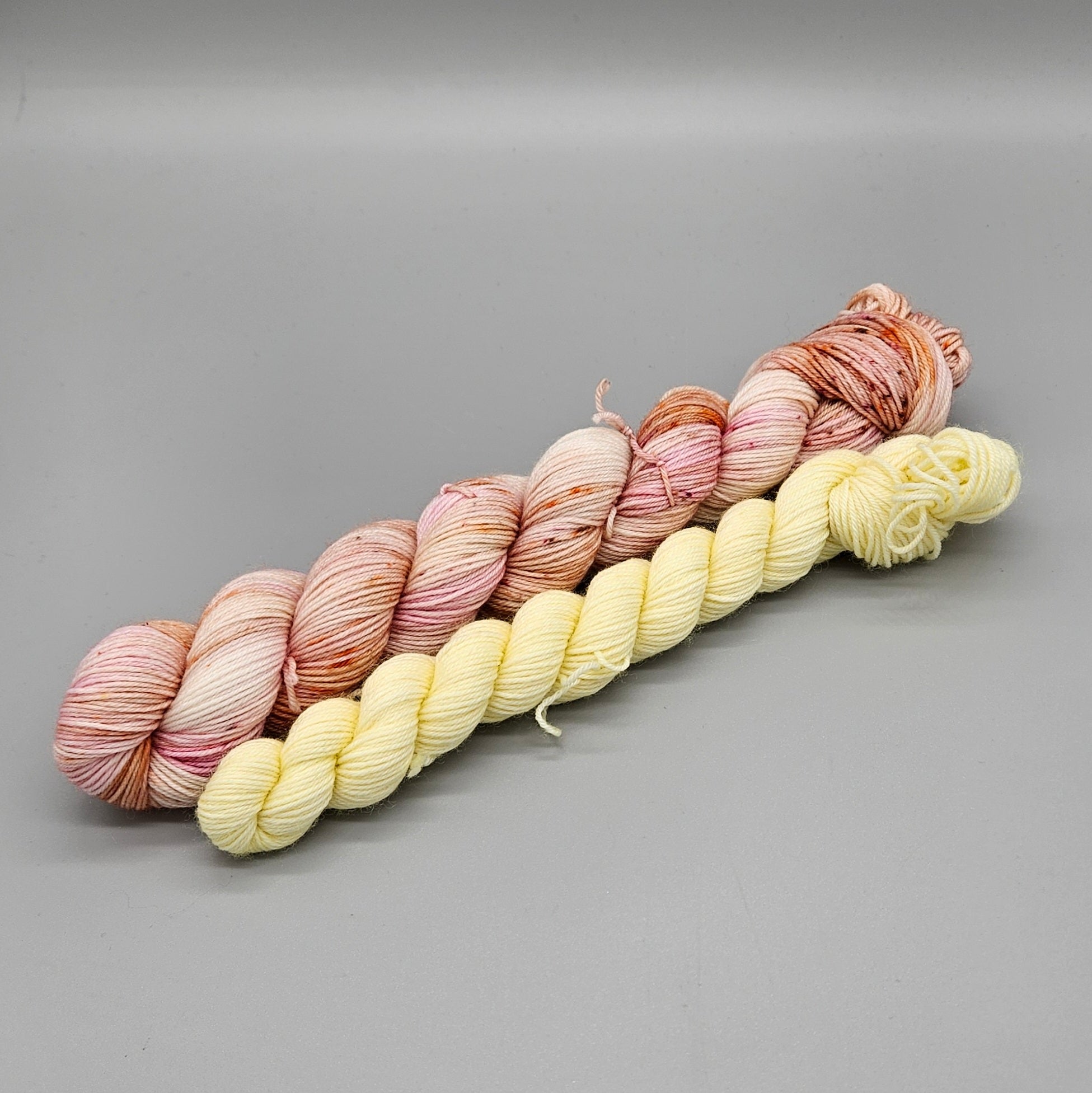 The Tale Of Mrs Tiggywinkle - Sock Set
