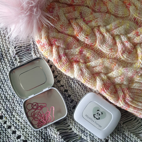 Hiya Hiya Bulb Stitch Markers and Notion Tin