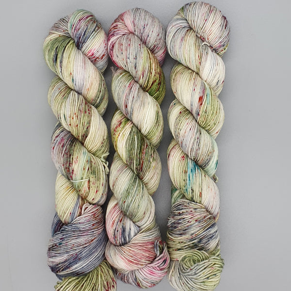 DYED TO ORDER - The Tale Of The Pie And The Patty-Pan
